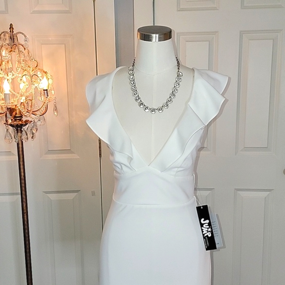 NWT, Plunging Ruffled Ivory Dress